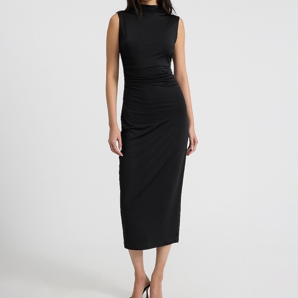 Bodycon ruched mid dress